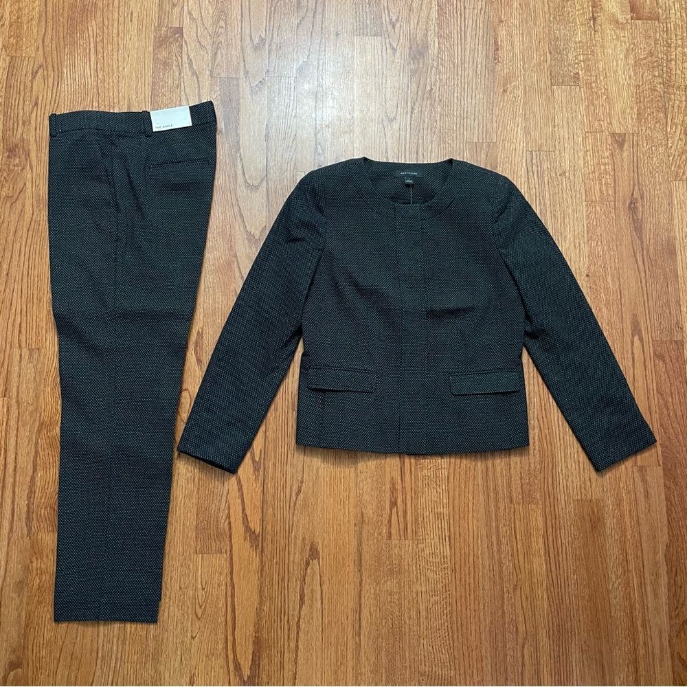 NWT Ann Taylor pant suit size 4